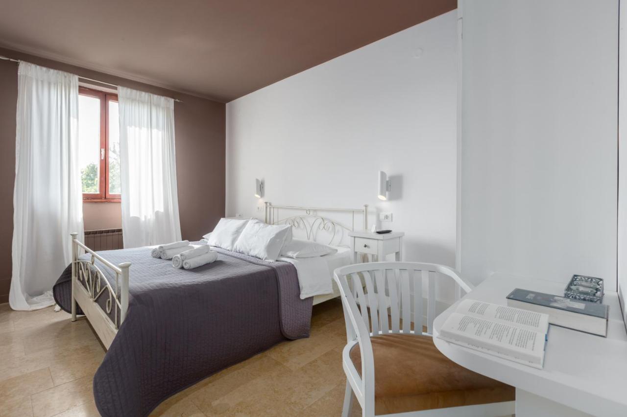 Apartments Bori โปเรช ภายนอก รูปภาพ