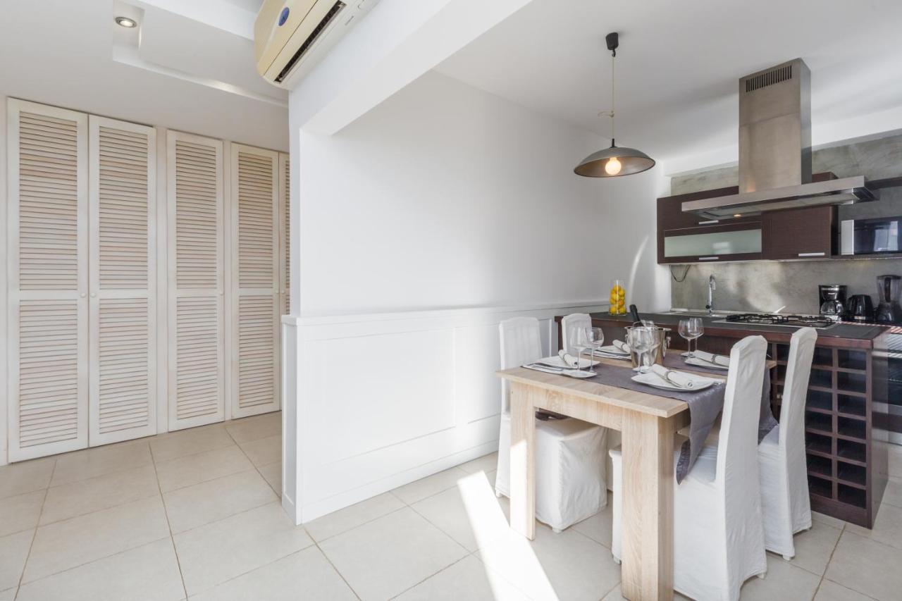 Apartments Bori โปเรช ภายนอก รูปภาพ